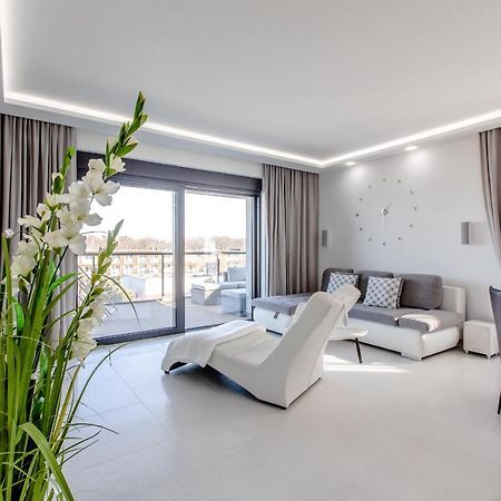 Apartament Luksusowy 23 Gardenia Dziwnow Z Widokiem Na Morze Epapartamenty Exterior photo