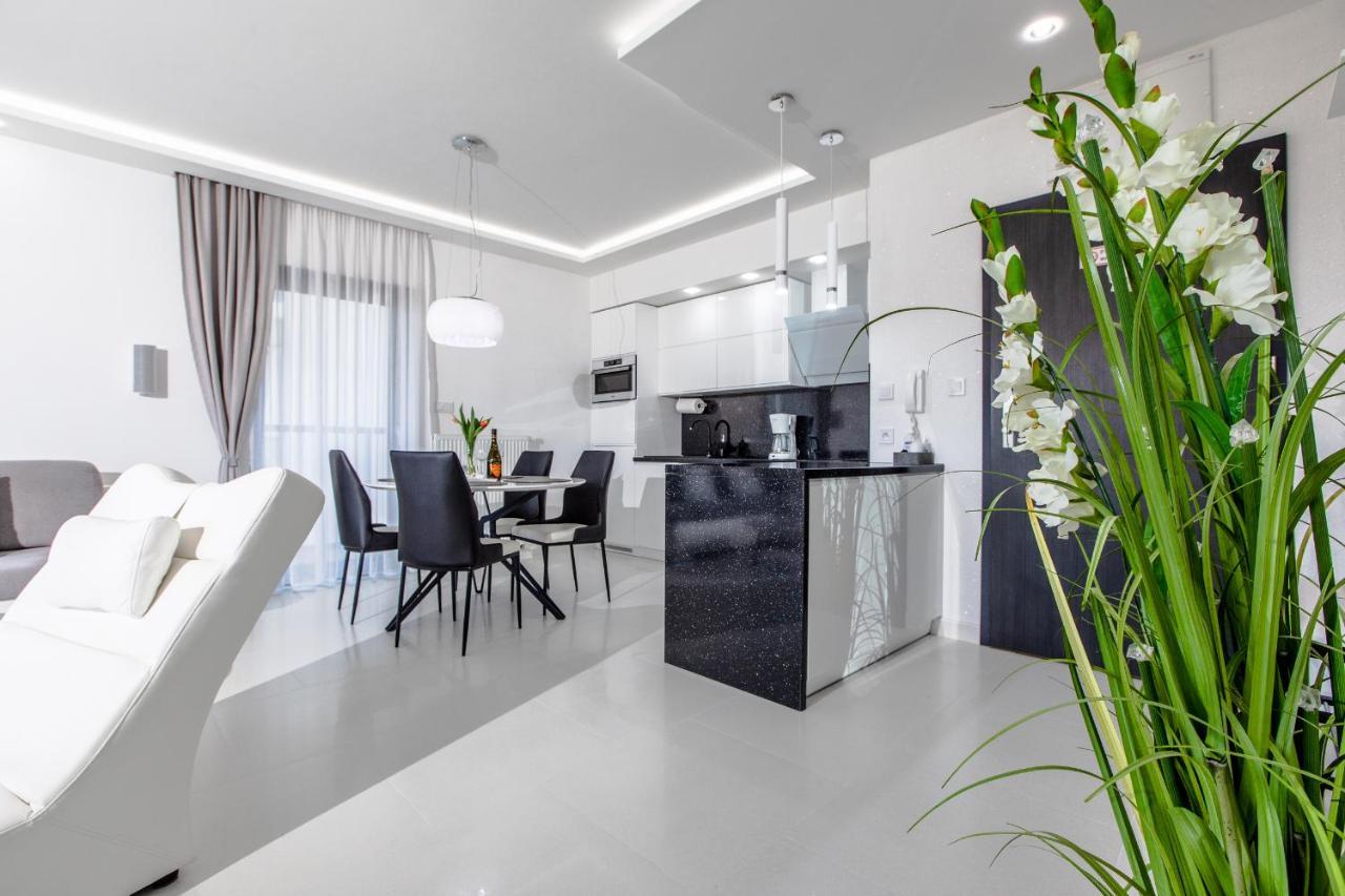 Apartament Luksusowy 23 Gardenia Dziwnow Z Widokiem Na Morze Epapartamenty Exterior photo